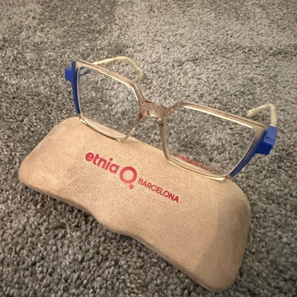 etnia medium 52
